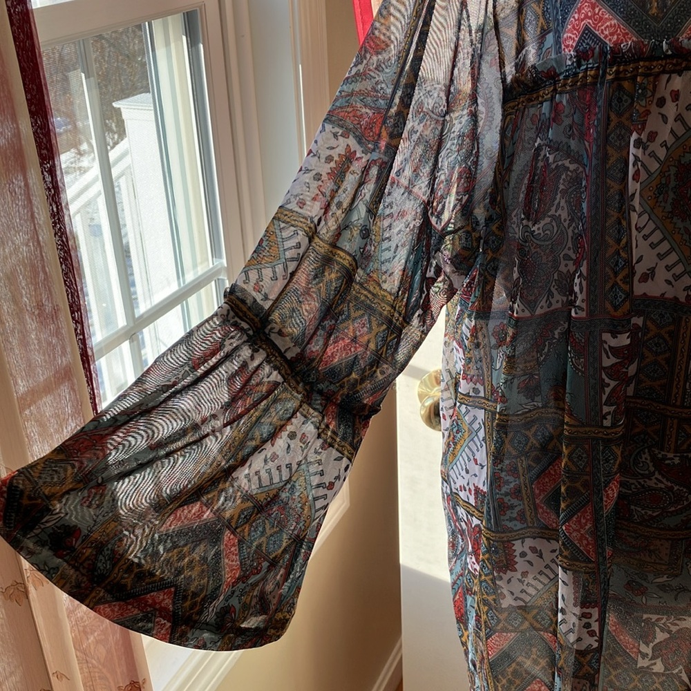 Bobbie Brooks Patchwork/Boho Peasant Top Multicol… - image 6